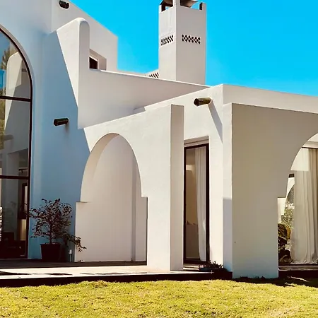 La Du Golf Bed & Breakfast *